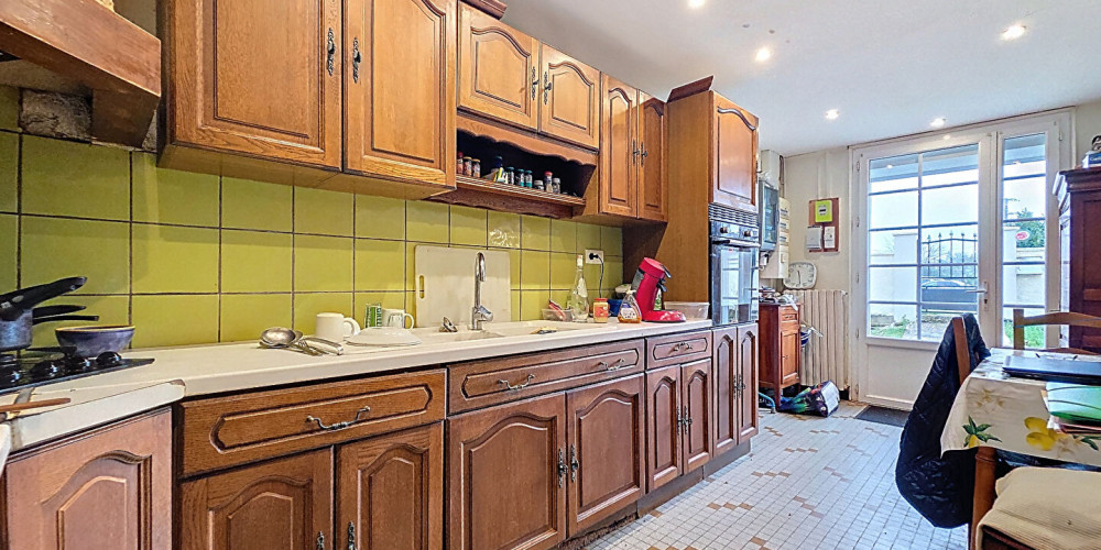 maison à ST ANTOINE SUR L ISLE (33660)